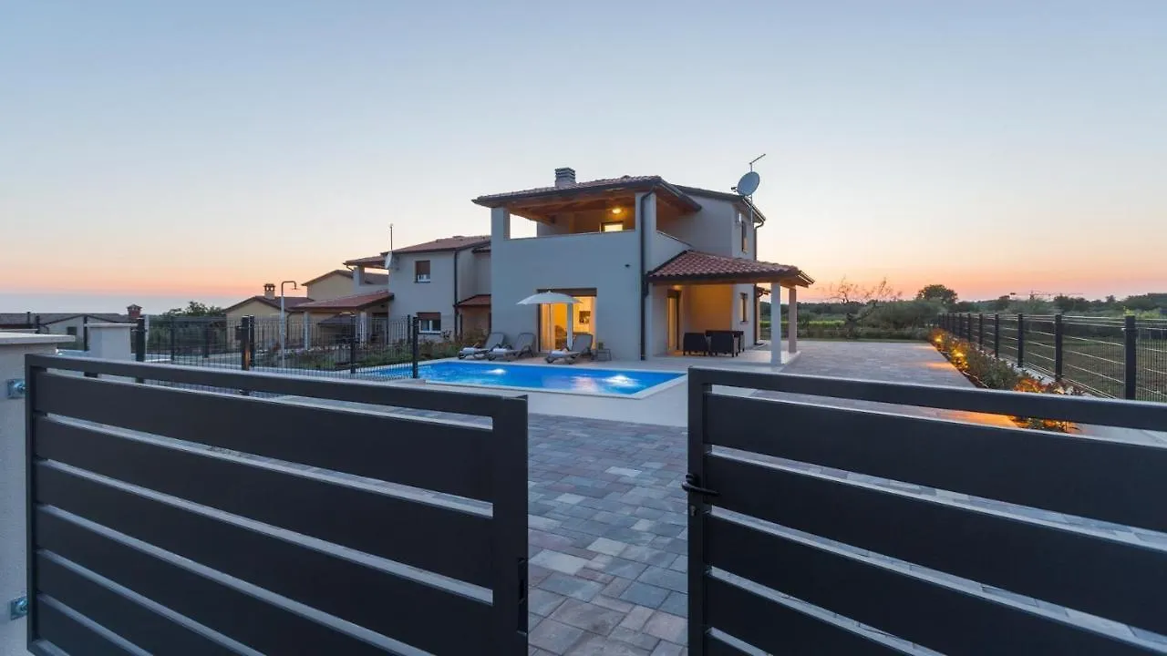 Villa Alcove With Breathtaking Sea View And Private Pool Brtonigla 0*,  Hırvatistan